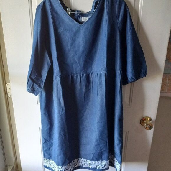 Blair 1X Cotton Blend Embroidered Hem Lightweight Denim Vneck Dress Cottagecore - Picture 1 of 6
